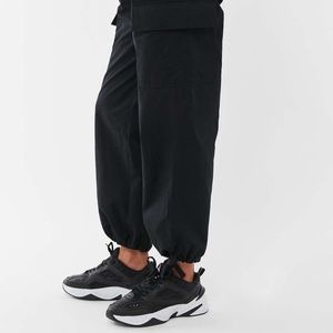 UO Lara cargo pant